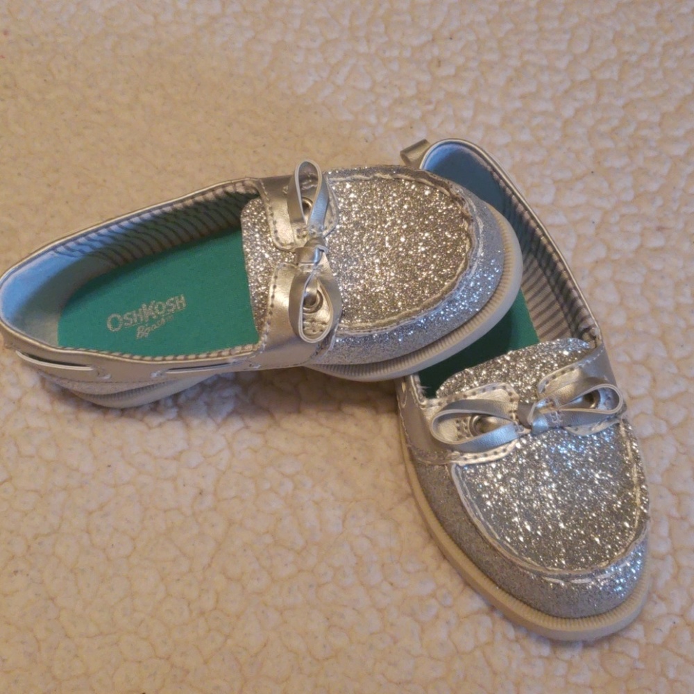 OshKosh Glitter Flats